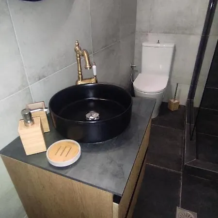 Apartment W 3 Bedroom Spacious Yard Eretria (Evia)